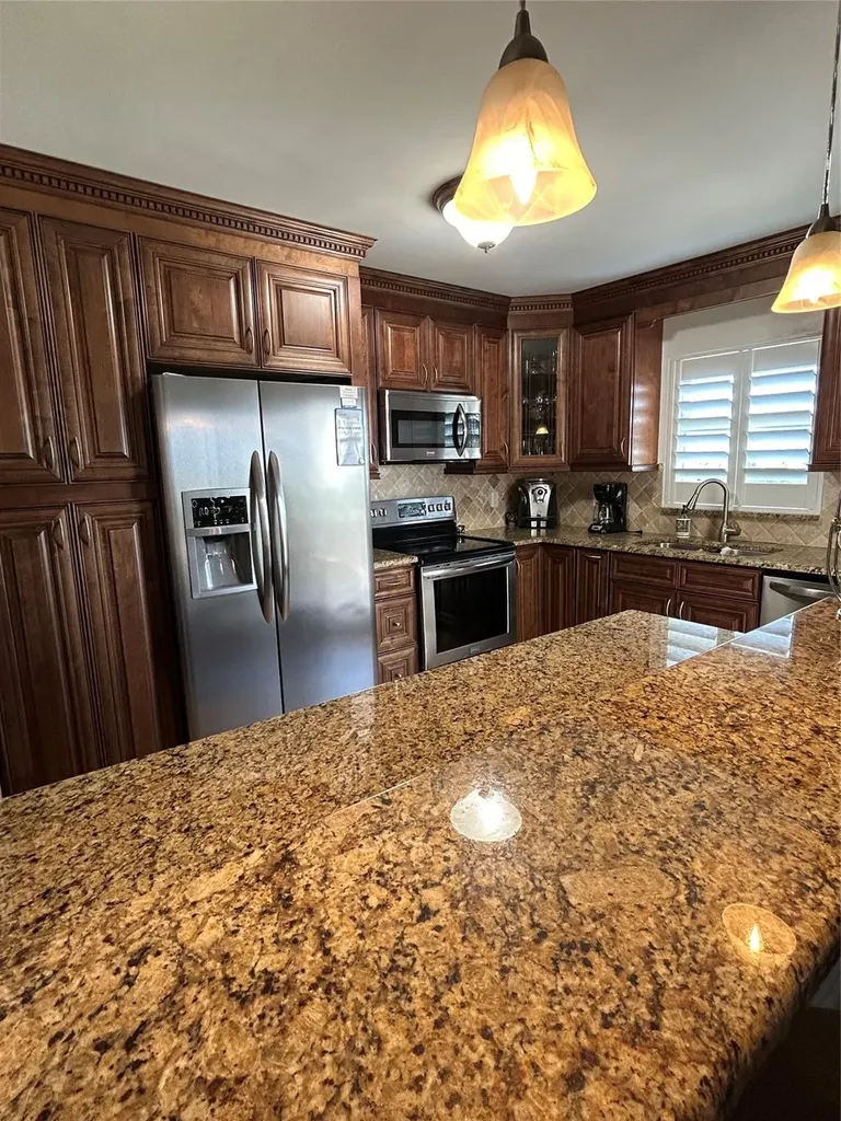 1200 Hibiscus Avenue Pompano Beach FL 33062