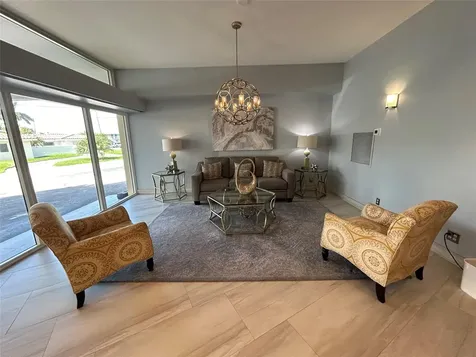 1200 Hibiscus Avenue Pompano Beach FL 33062