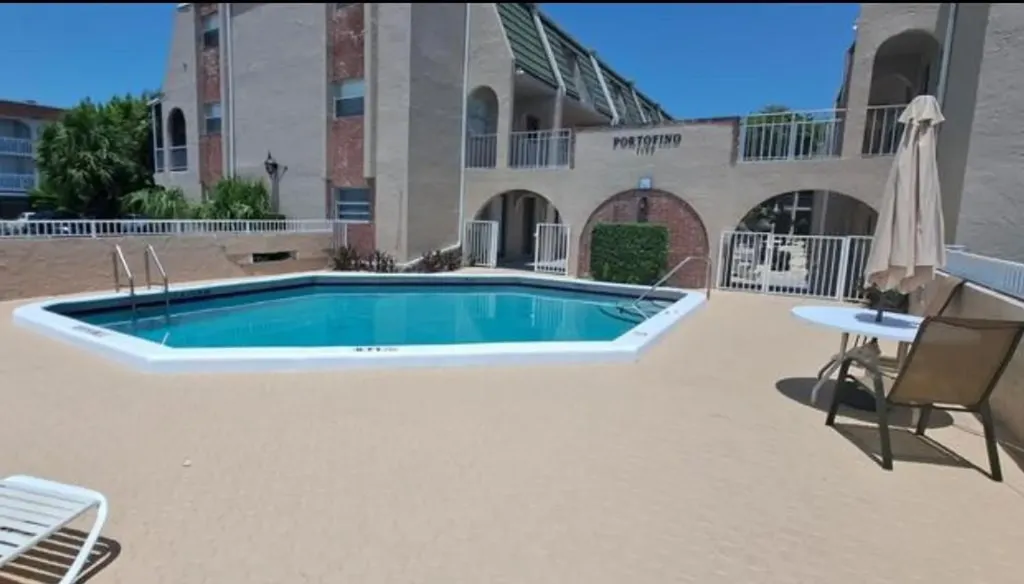 1100 SE 4th Avenue Deerfield Beach FL 33441