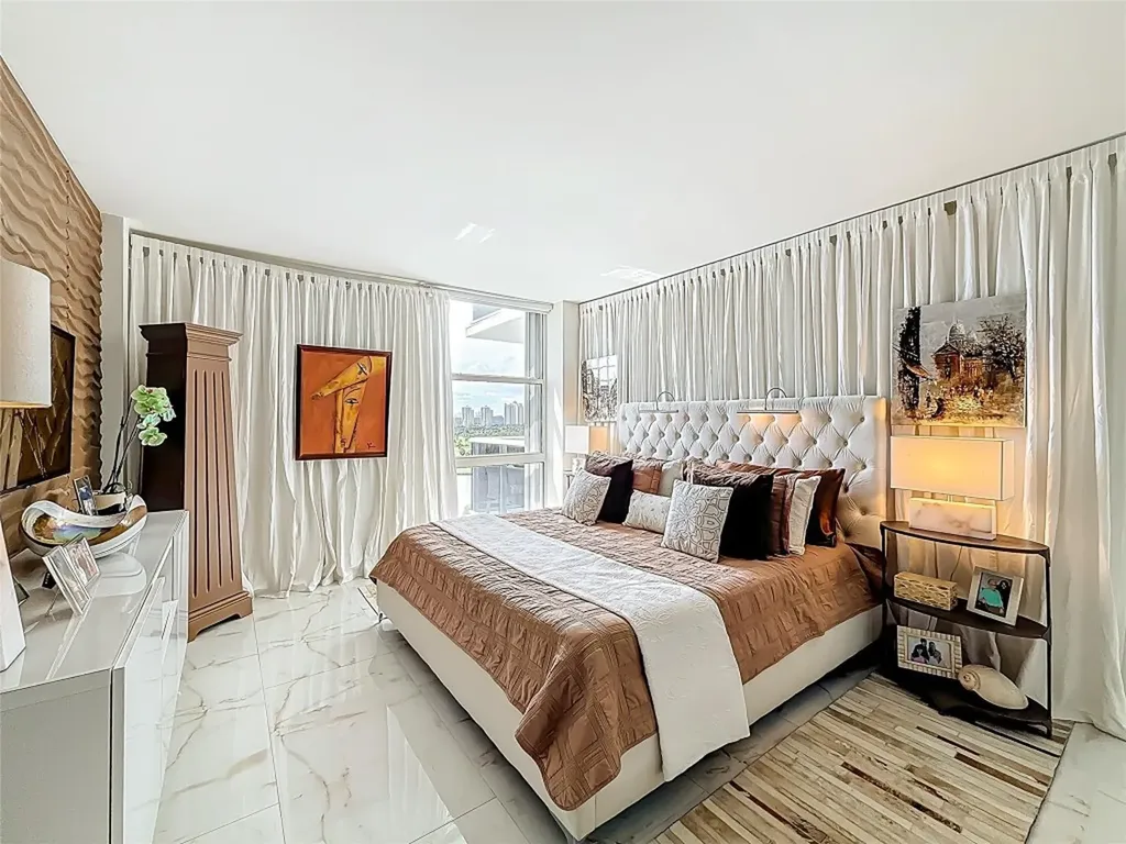 3625 N Country Club Drive Aventura FL 33180