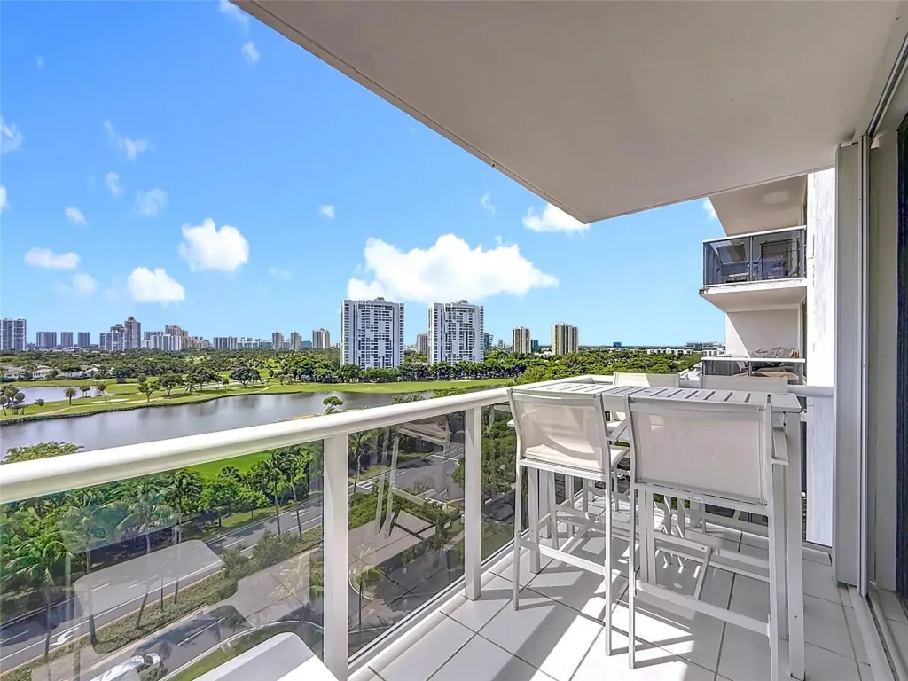 3625 N Country Club Drive Aventura FL 33180