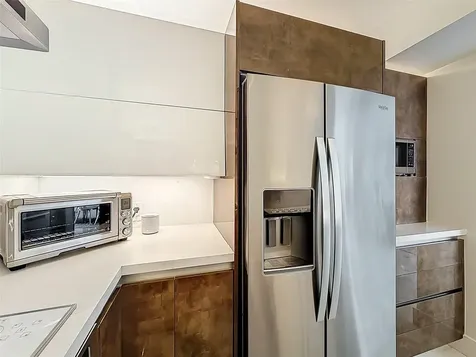 3625 N Country Club Drive Aventura FL 33180