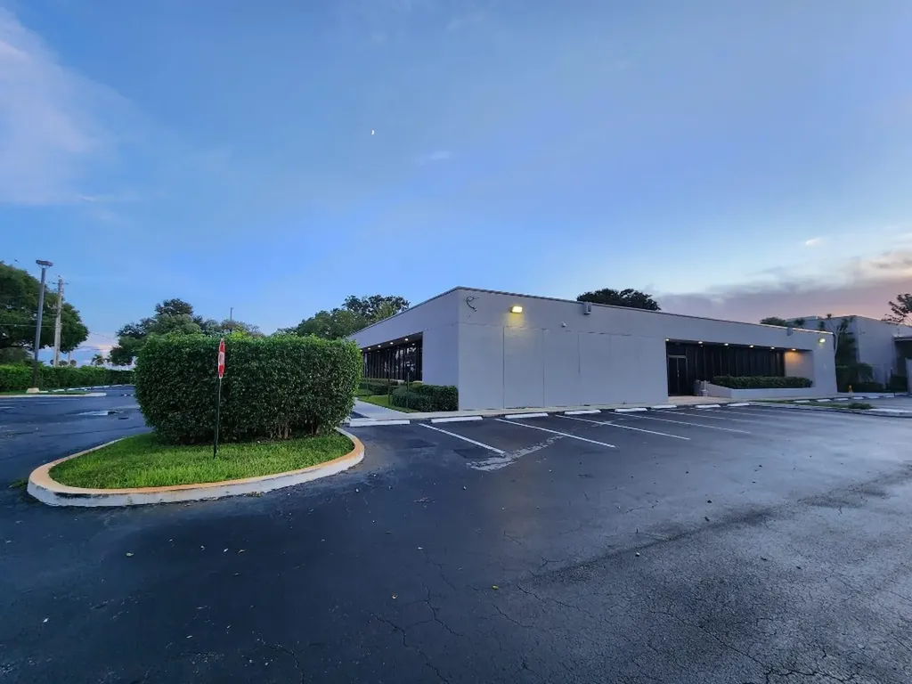 2841 NW 62nd Street Fort Lauderdale FL 33309