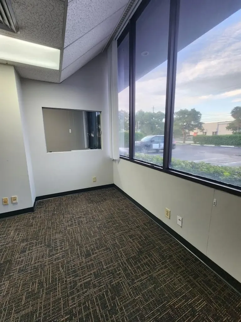 2841 NW 62nd Street Fort Lauderdale FL 33309