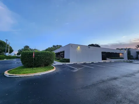 2841 NW 62nd Street Fort Lauderdale FL 33309