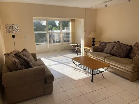 1025 Country Club Drive Margate FL 33063