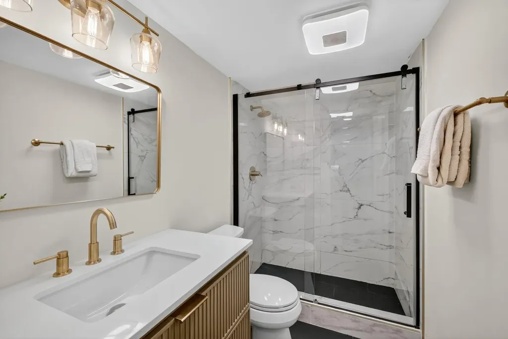2707 NE 14th Street Causeway Pompano Beach FL 33062