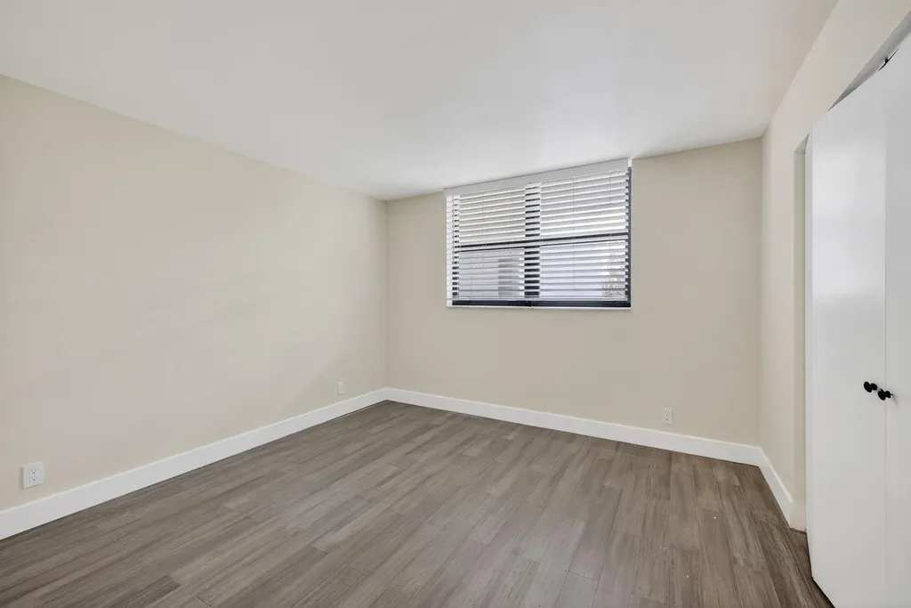 2707 NE 14th Street Causeway Pompano Beach FL 33062