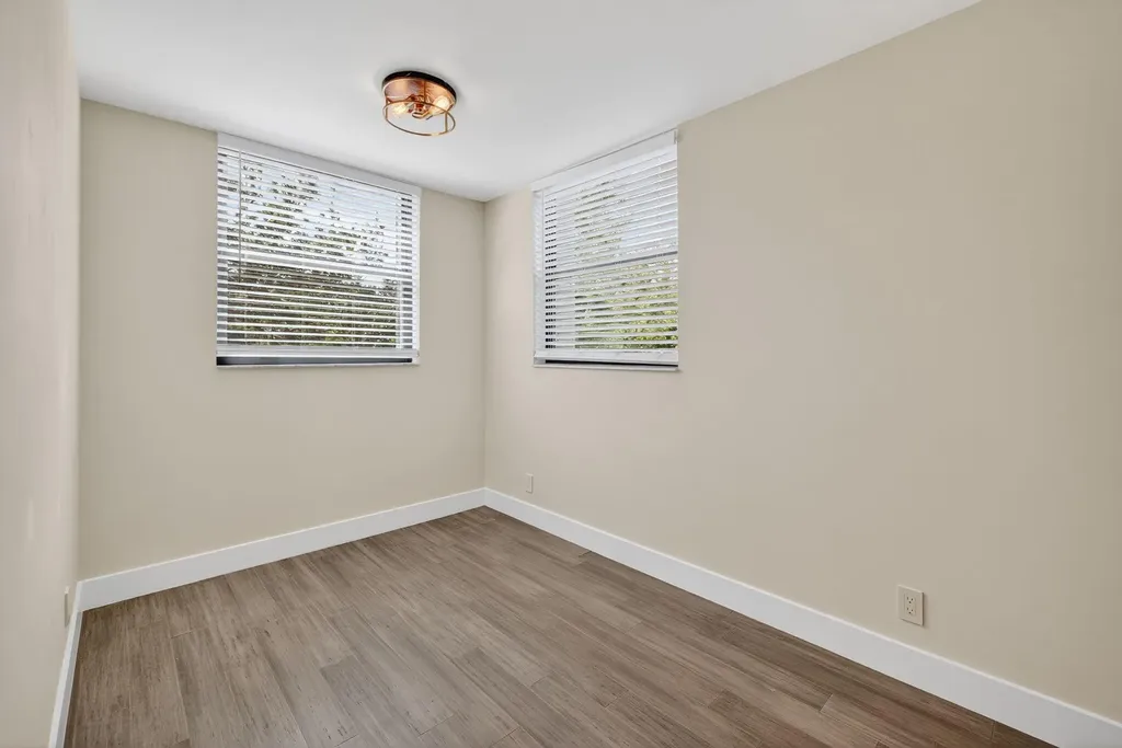 2707 NE 14th Street Causeway Pompano Beach FL 33062