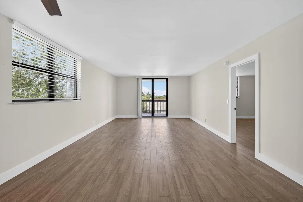 2707 NE 14th Street Causeway Pompano Beach FL 33062