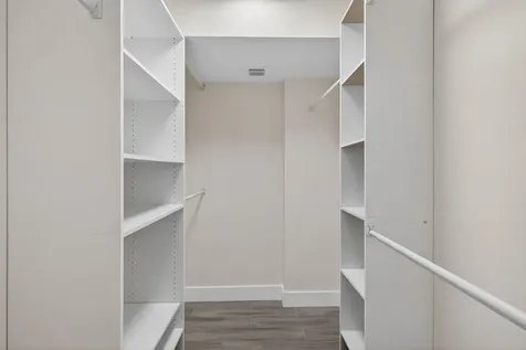 2707 NE 14th Street Causeway Pompano Beach FL 33062