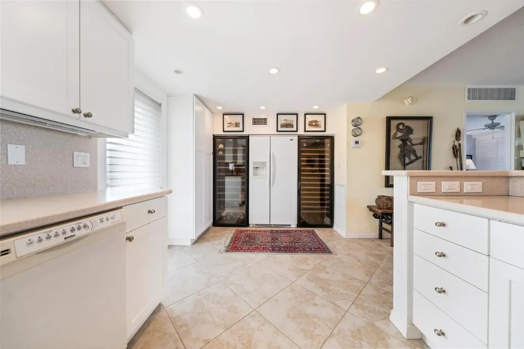 215 N Birch Road Fort Lauderdale FL 33304