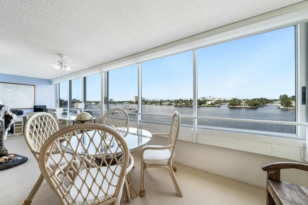 215 N Birch Road Fort Lauderdale FL 33304