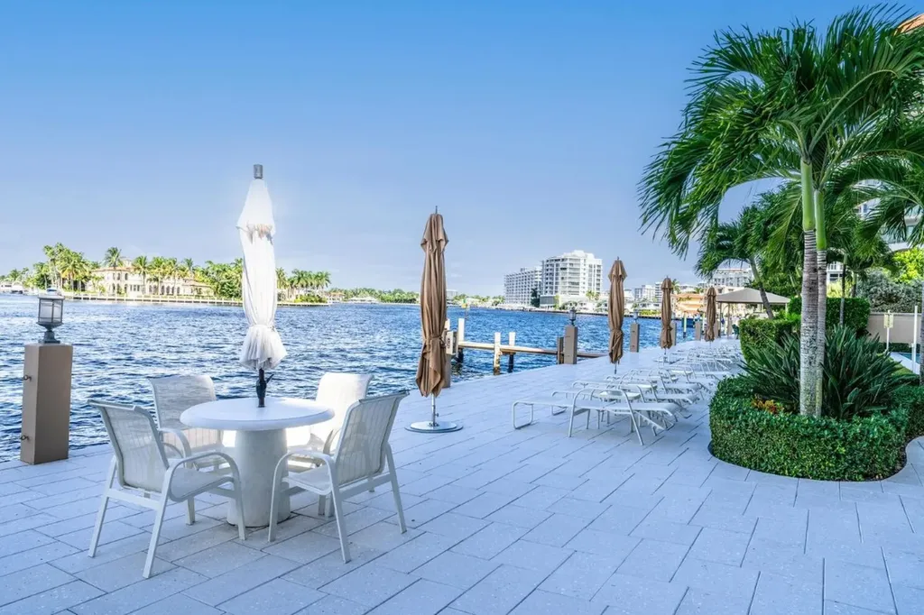 215 N Birch Road Fort Lauderdale FL 33304