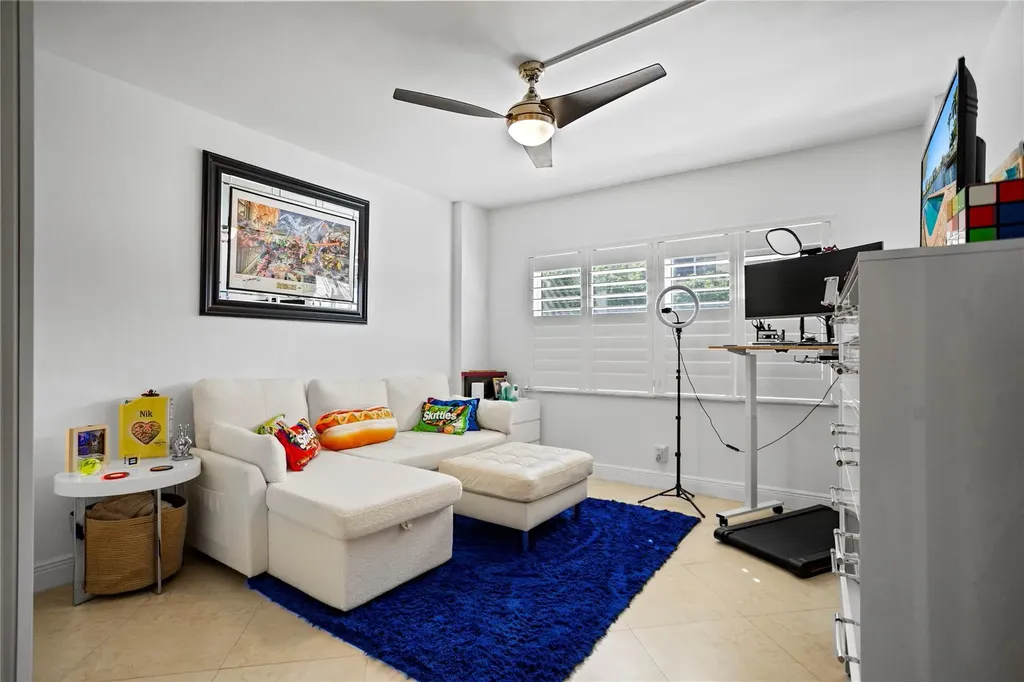 2900 NE 30th Street Fort Lauderdale FL 33306