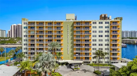 2900 NE 30th Street Fort Lauderdale FL 33306