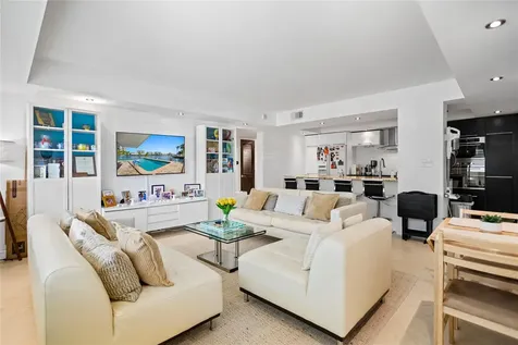2900 NE 30th Street Fort Lauderdale FL 33306