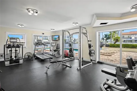 2900 NE 30th Street Fort Lauderdale FL 33306