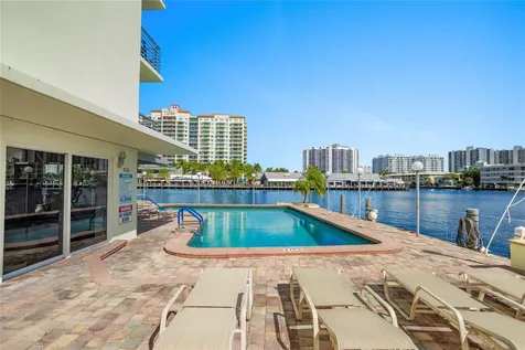 2900 NE 30th Street Fort Lauderdale FL 33306