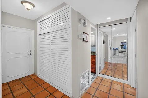 3233 NE 34th Street Fort Lauderdale FL 33308