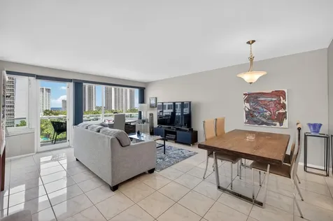 3233 NE 34th Street Fort Lauderdale FL 33308