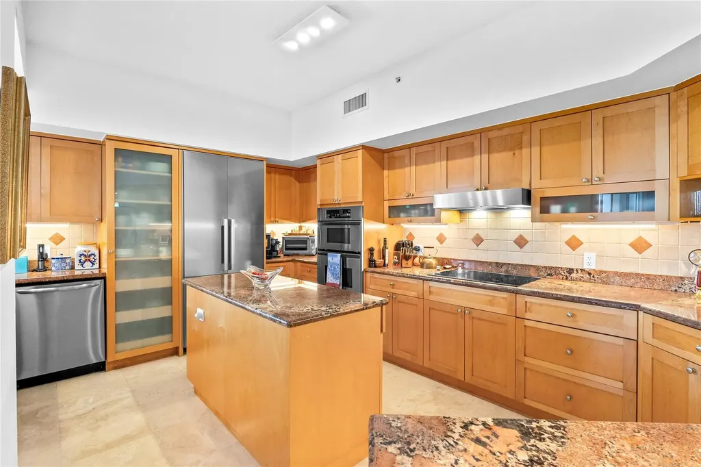 615 Bayshore Drive Fort Lauderdale FL 33304