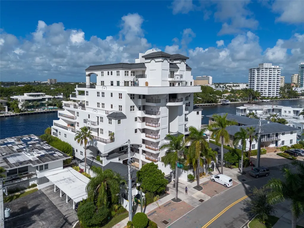 615 Bayshore Drive Fort Lauderdale FL 33304