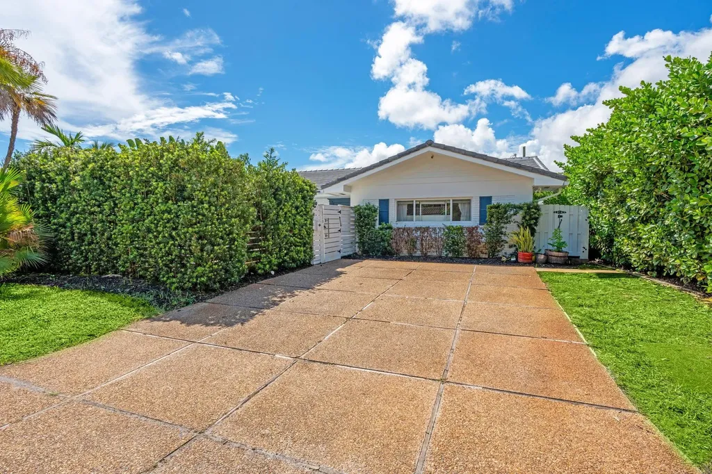 1510 NE 57th Court Fort Lauderdale FL 33334