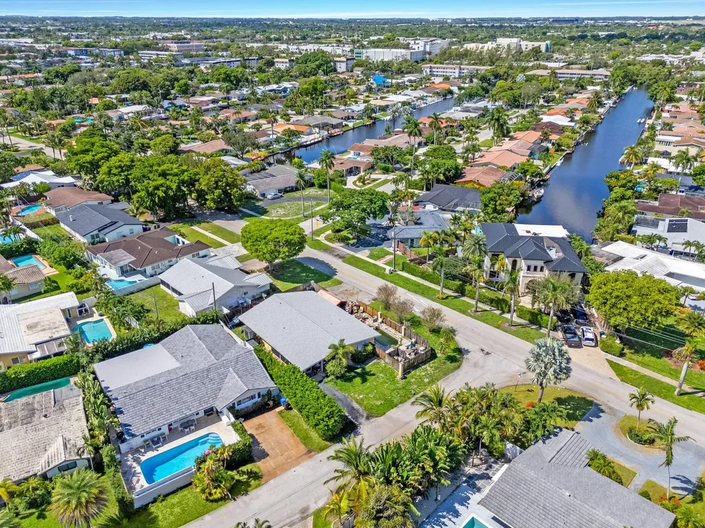 1510 NE 57th Court Fort Lauderdale FL 33334