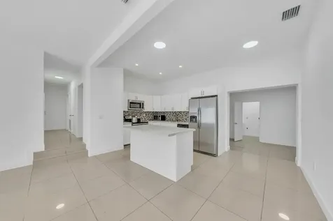 16010 NE 5th Avenue Miami FL 33162