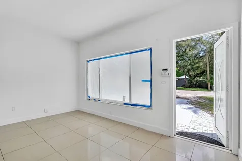 16010 NE 5th Avenue Miami FL 33162