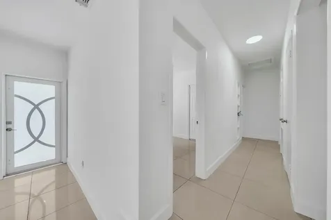 16010 NE 5th Avenue Miami FL 33162