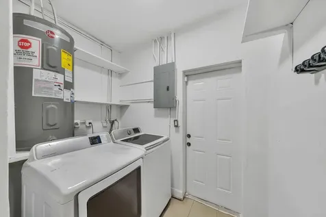 16010 NE 5th Avenue Miami FL 33162
