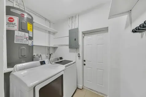 16010 NE 5th Avenue Miami FL 33162