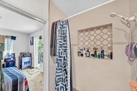 16010 NE 5th Avenue Miami FL 33162