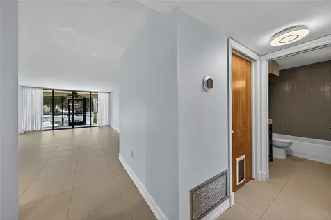 1100 SE 5th Court Pompano Beach FL 33060
