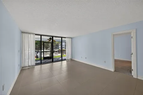 1100 SE 5th Court Pompano Beach FL 33060