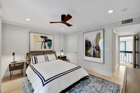 3100 NE 48th Street Fort Lauderdale FL 33308