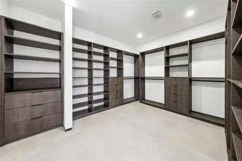 3320 NE 17th Street Fort Lauderdale FL 33305