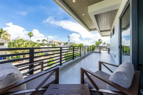 3320 NE 17th Street Fort Lauderdale FL 33305