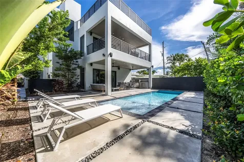 3320 NE 17th Street Fort Lauderdale FL 33305
