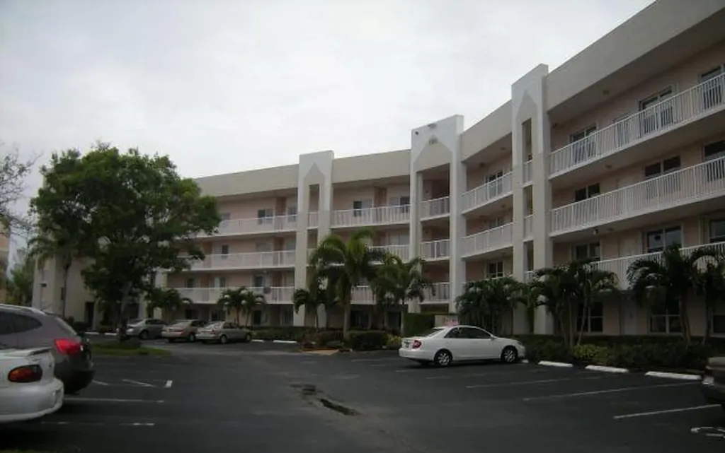 10133 NW 24th Place Sunrise FL 33322