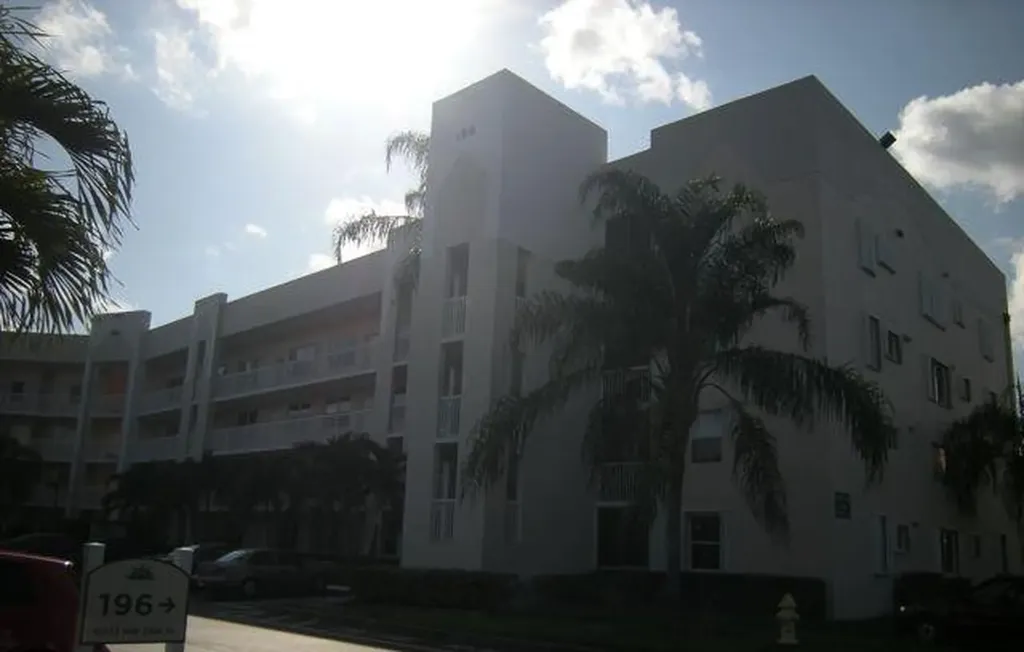10133 NW 24th Place Sunrise FL 33322