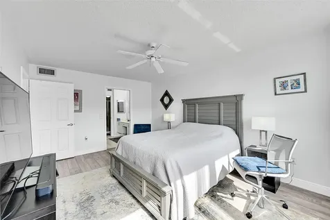 10133 NW 24th Place Sunrise FL 33322