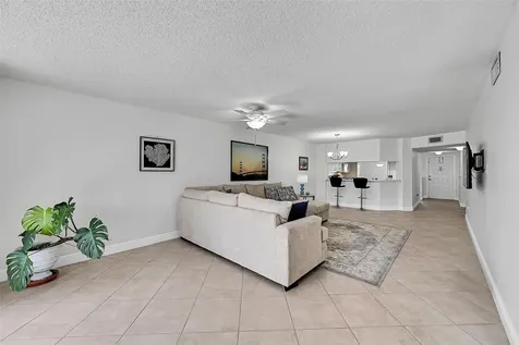 10133 NW 24th Place Sunrise FL 33322