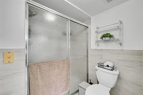 10133 NW 24th Place Sunrise FL 33322