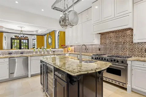169 Fiesta Way Fort Lauderdale FL 33301