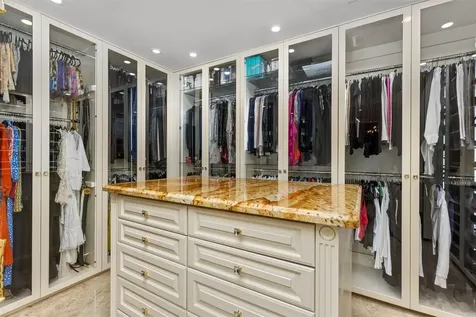 169 Fiesta Way Fort Lauderdale FL 33301
