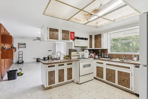525 NE 58th Street Miami FL 33137
