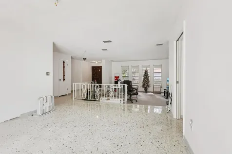 525 NE 58th Street Miami FL 33137